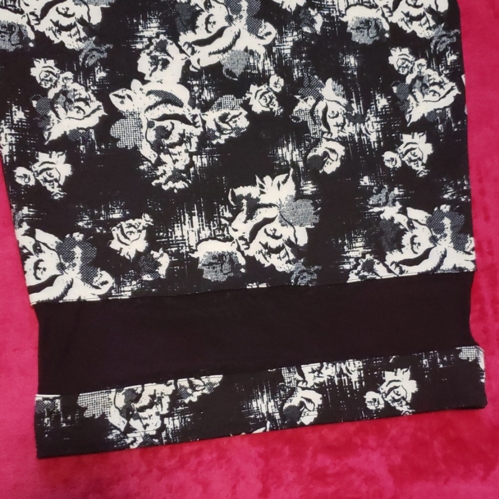Material Girl - Picture 6 of 10